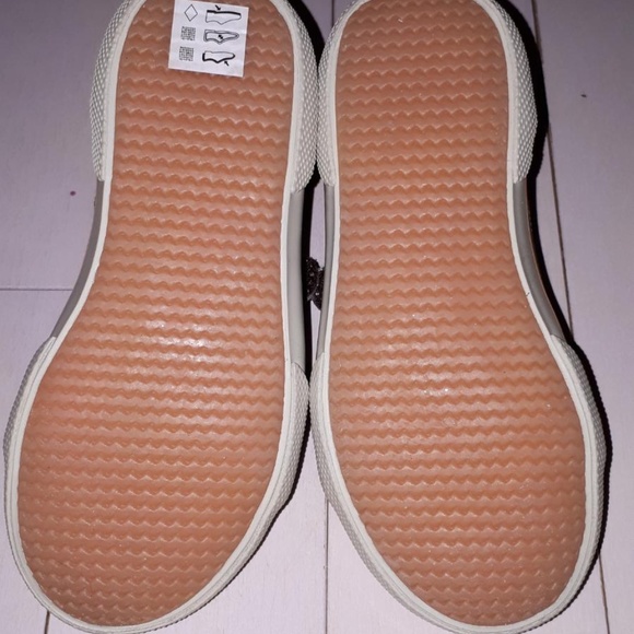 Sperry Boy's Halyard Hook & Loop Boat Canvas Shoes - Picture 3 of 6